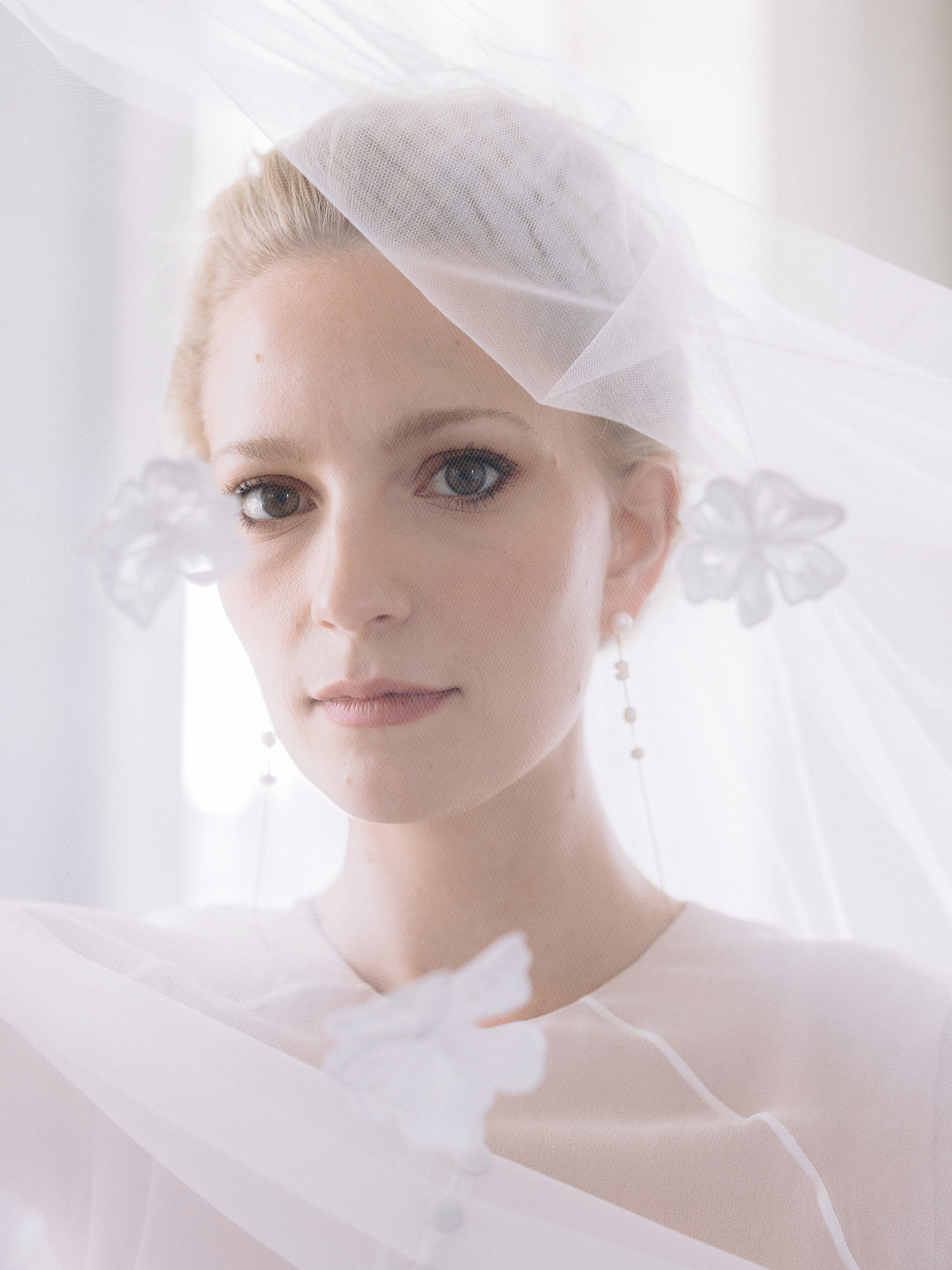 bride with veil, gadsden house, jenny fu studio