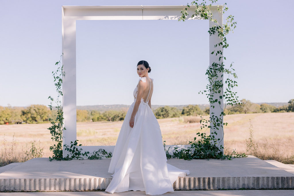 Bride in Daalarna Couture gown